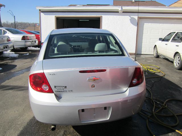 2007 Chevrolet Cobalt 3.2 Sedan 4dr