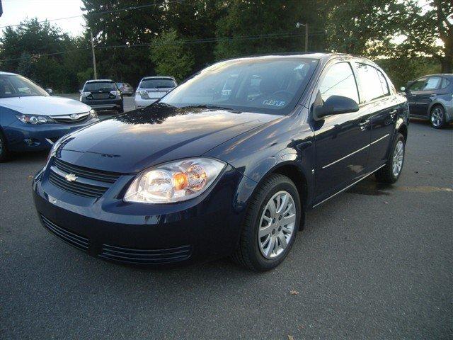 2009 Chevrolet Cobalt 4dr Sdn I4 CVT 2.5