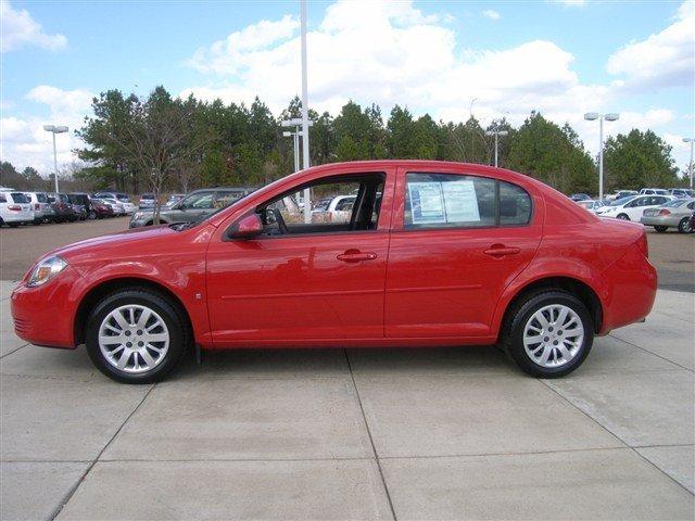 2009 Chevrolet Cobalt 4dr Sdn I4 CVT 2.5