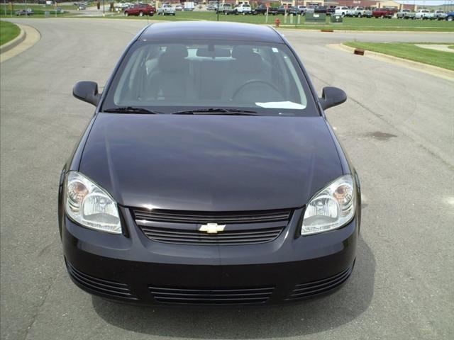 2009 Chevrolet Cobalt 4dr Sdn I4 CVT 2.5