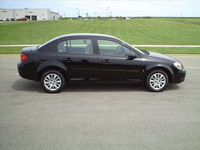 2009 Chevrolet Cobalt 4dr Sdn I4 CVT 2.5