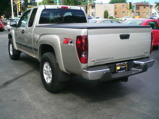 2004 Chevrolet Colorado Lariat Supercab Long Bed 4WD