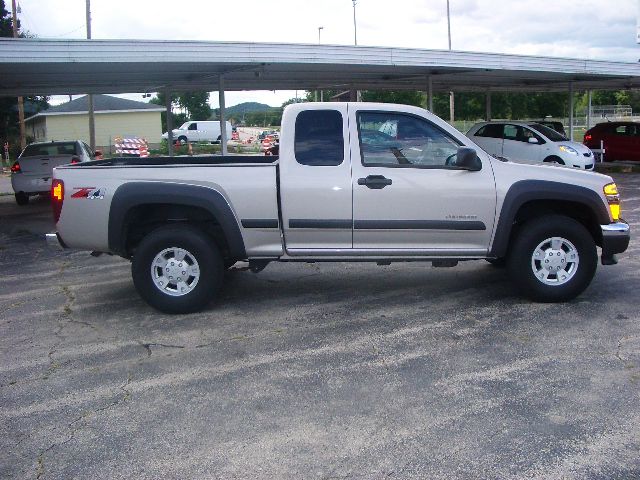 2004 Chevrolet Colorado 4dr Sdn LS 3.8L Sportronic Aut