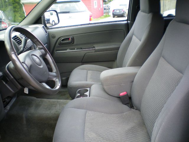 2006 Chevrolet Colorado C300 Luxury Sedan 4D