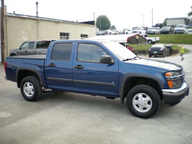 2006 Chevrolet Colorado C300 Luxury Sedan 4D
