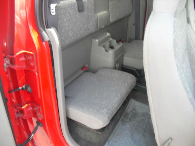 2006 Chevrolet Colorado 1 Ton Extd Cargo Van
