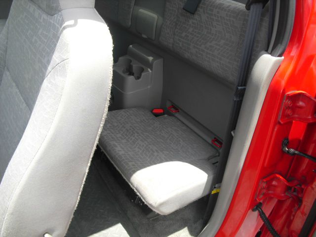 2006 Chevrolet Colorado 1 Ton Extd Cargo Van