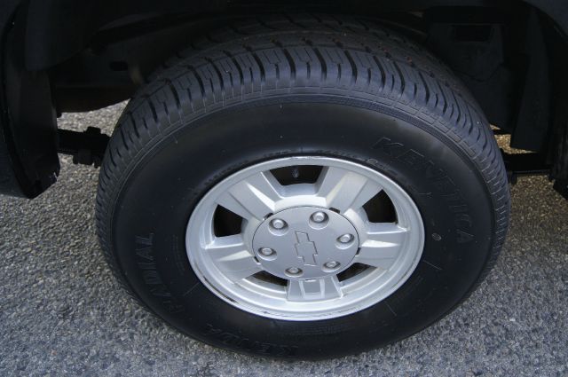 2006 Chevrolet Colorado 1 Ton Extd Cargo Van