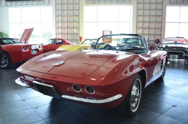 1961 Chevrolet Corvette Sle1- 4x4