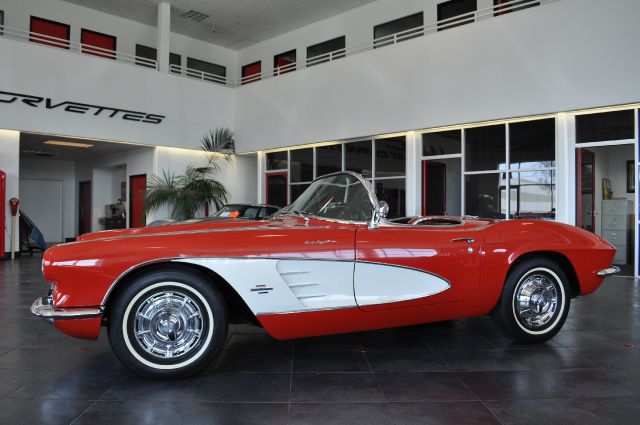 1961 Chevrolet Corvette Sle1- 4x4