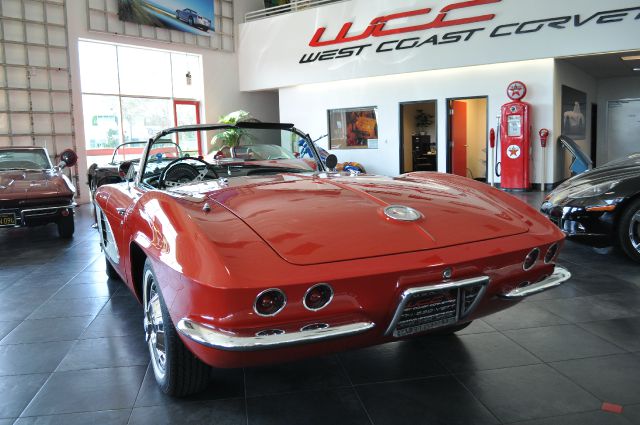 1961 Chevrolet Corvette Sle1- 4x4