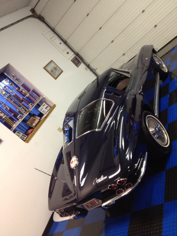 1963 Chevrolet Corvette Loaded, Clean AS NEW, SAVE Thousand