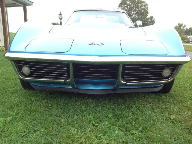 1968 Chevrolet Corvette 4dr Sdn Sport V6