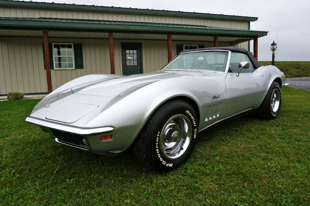 1969 Chevrolet Corvette Convertible 6 Speed Convertible