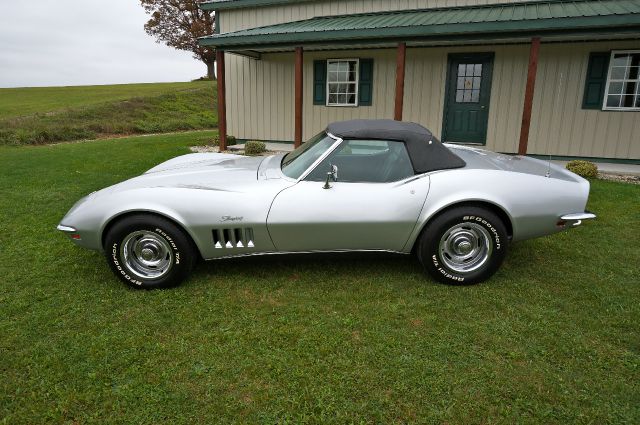1969 Chevrolet Corvette Convertible 6 Speed Convertible