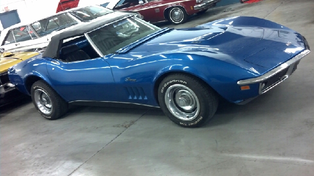 1969 Chevrolet Corvette 4WD 5dr EX