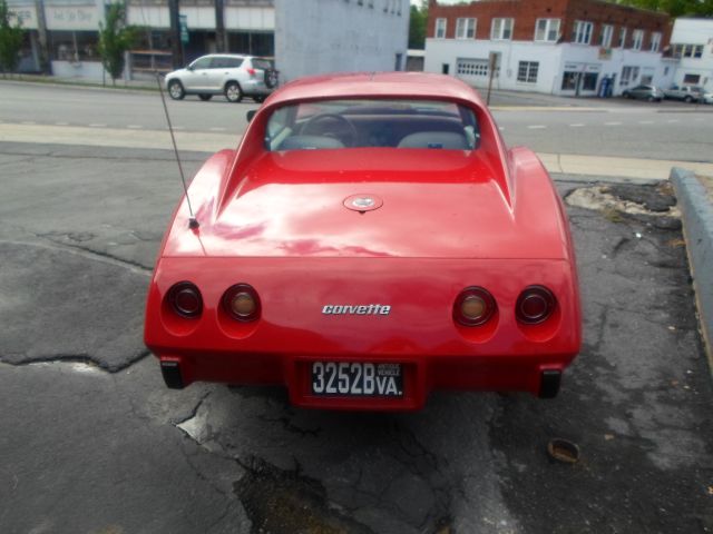 1976 Chevrolet Corvette 4WD 4DR Sport Utility