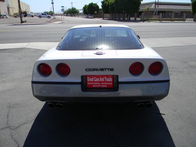 1985 Chevrolet Corvette W/luxury Pkg