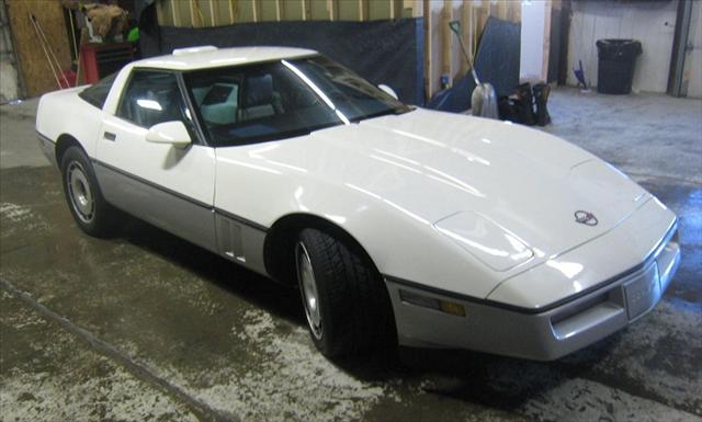 1986 Chevrolet Corvette AWD 4dr LT W/1lt
