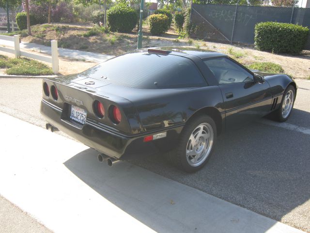1990 Chevrolet Corvette 29