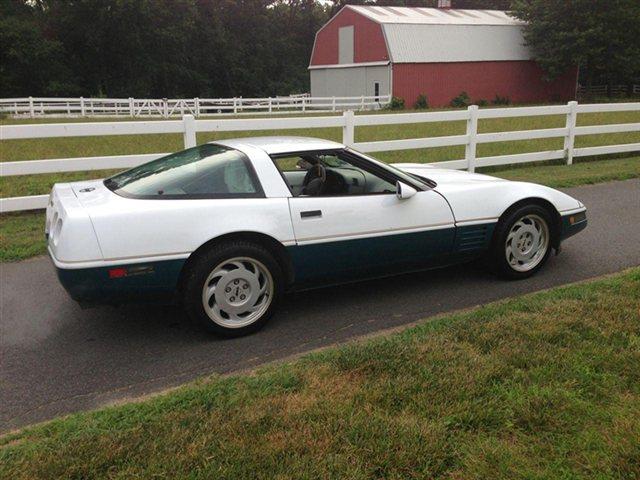 1992 Chevrolet Corvette 2WD Double Cab V8 SR5 (natl) Truck