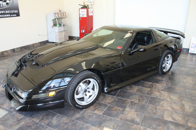 1992 Chevrolet Corvette Super Cab Lariat
