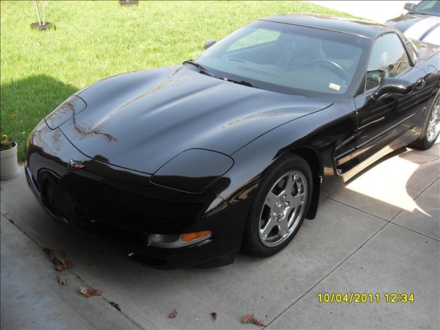 1998 Chevrolet Corvette 2DR BASE