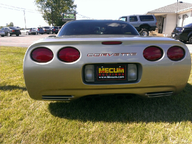 1999 Chevrolet Corvette 2WD Premium Special Edition