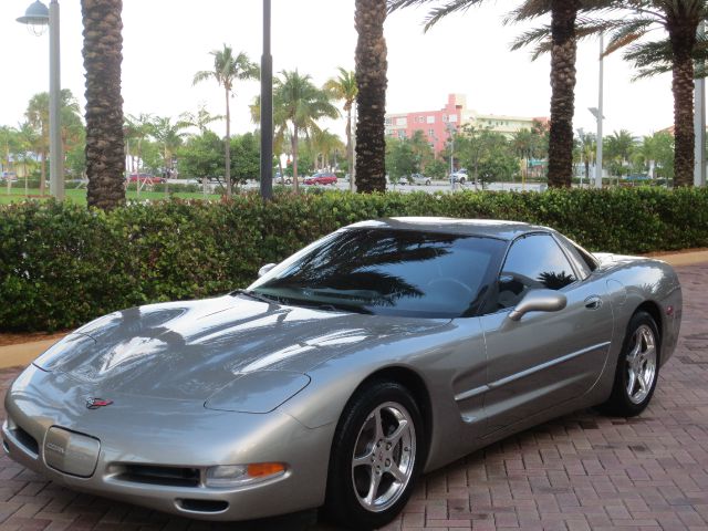 2000 Chevrolet Corvette 4dr 2.5L Turbo W/sunroof/3rd Row AWD SUV