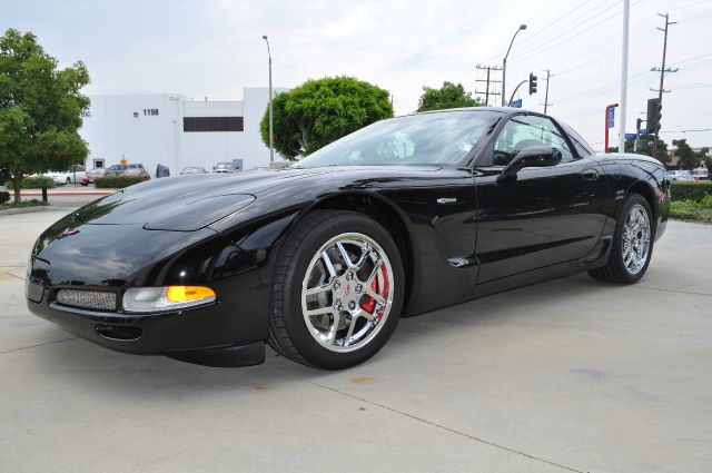 2001 Chevrolet Corvette R/T Sport Utility 4D