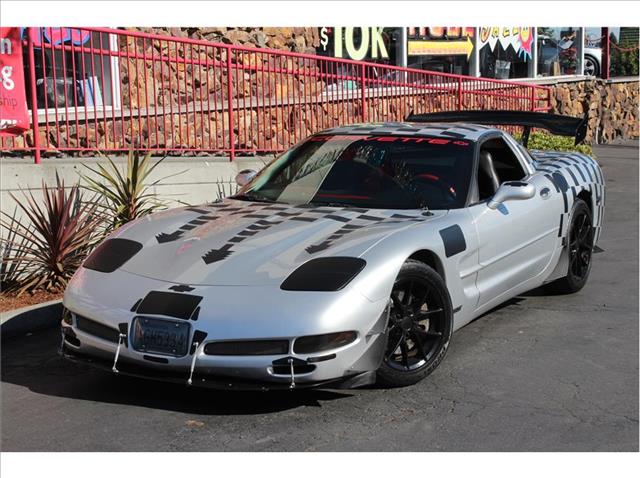 2001 Chevrolet Corvette 138 WB SRW