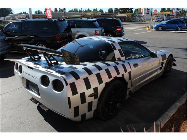 2001 Chevrolet Corvette 138 WB SRW