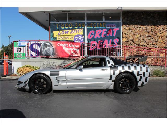 2001 Chevrolet Corvette 138 WB SRW