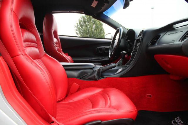 2001 Chevrolet Corvette SW2