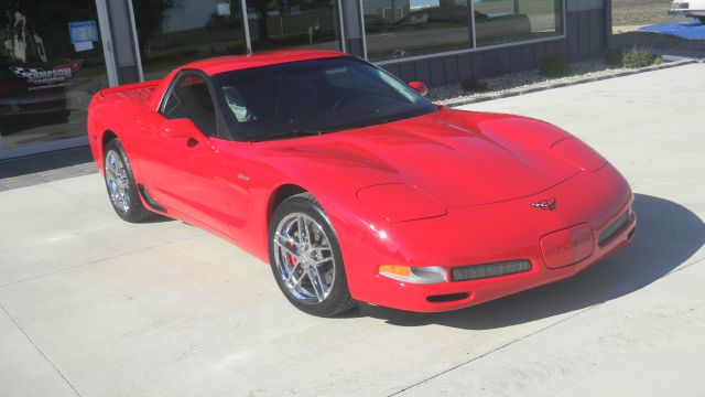2001 Chevrolet Corvette R/T Sport Utility 4D