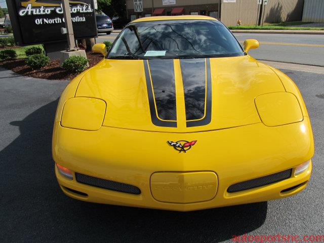 2002 Chevrolet Corvette R/T Sport Utility 4D