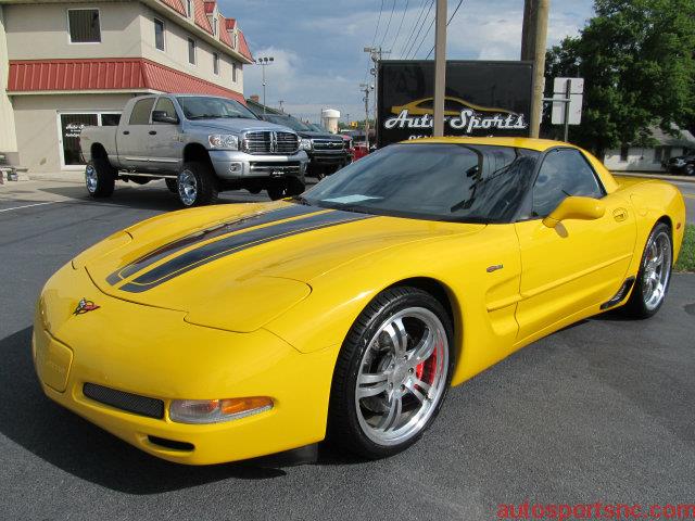 2002 Chevrolet Corvette R/T Sport Utility 4D