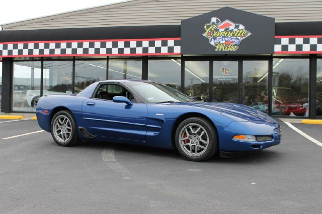 2002 Chevrolet Corvette R/T Sport Utility 4D
