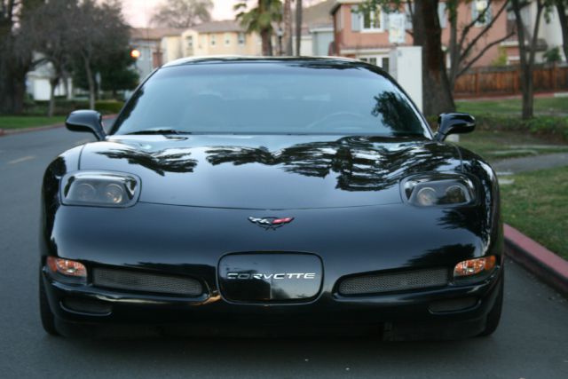 2002 Chevrolet Corvette R/T Sport Utility 4D
