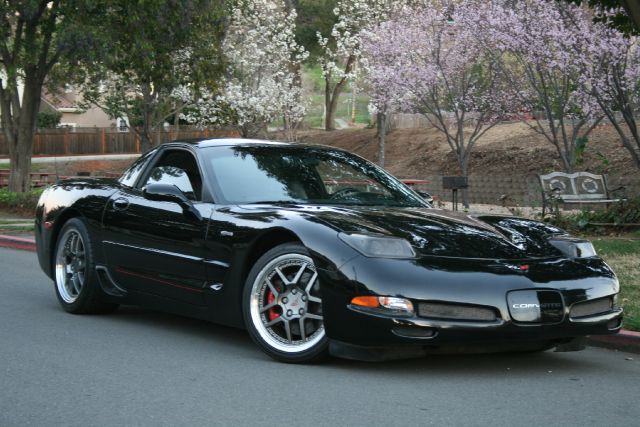 2002 Chevrolet Corvette R/T Sport Utility 4D