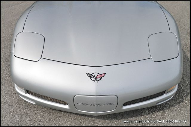 2002 Chevrolet Corvette R/T Sport Utility 4D