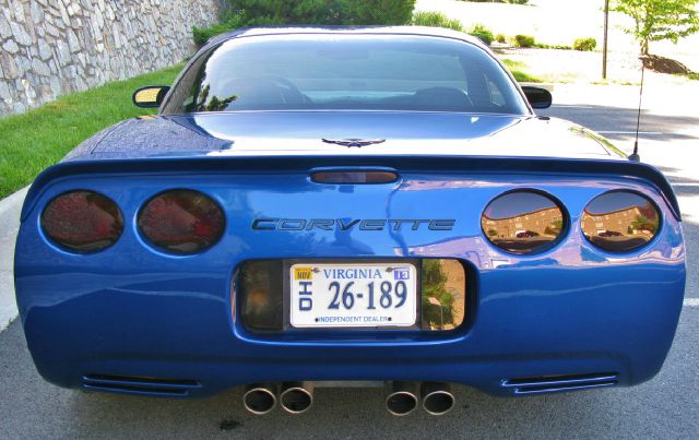 2002 Chevrolet Corvette R/T Sport Utility 4D