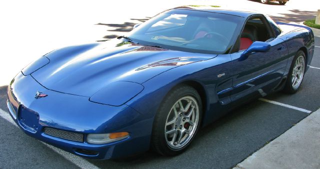 2002 Chevrolet Corvette R/T Sport Utility 4D