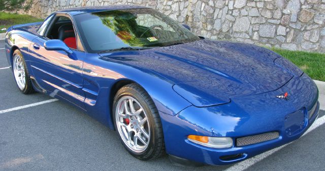 2002 Chevrolet Corvette R/T Sport Utility 4D