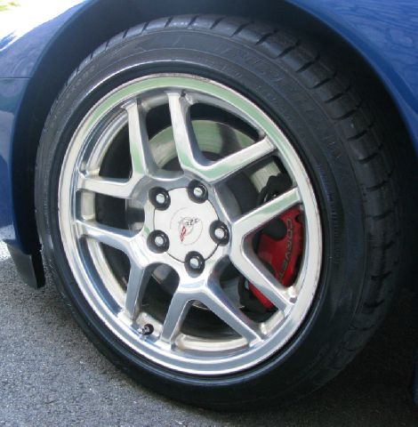 2002 Chevrolet Corvette R/T Sport Utility 4D