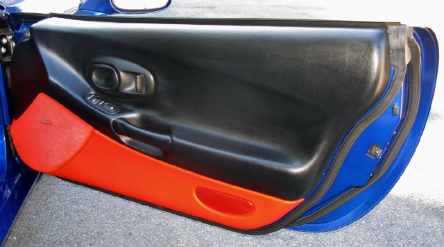 2002 Chevrolet Corvette R/T Sport Utility 4D