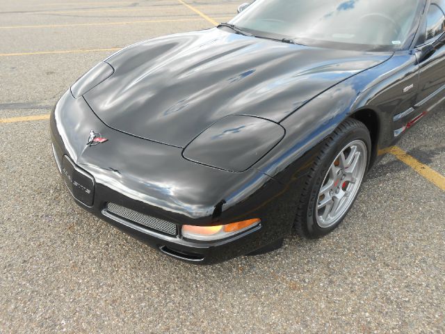 2002 Chevrolet Corvette R/T Sport Utility 4D