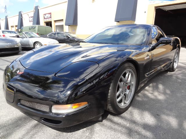 2002 Chevrolet Corvette R/T Sport Utility 4D