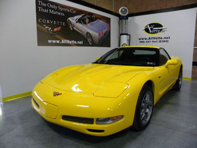 2002 Chevrolet Corvette R/T Sport Utility 4D