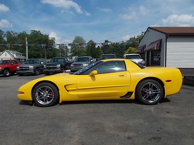 2003 Chevrolet Corvette R/T Sport Utility 4D